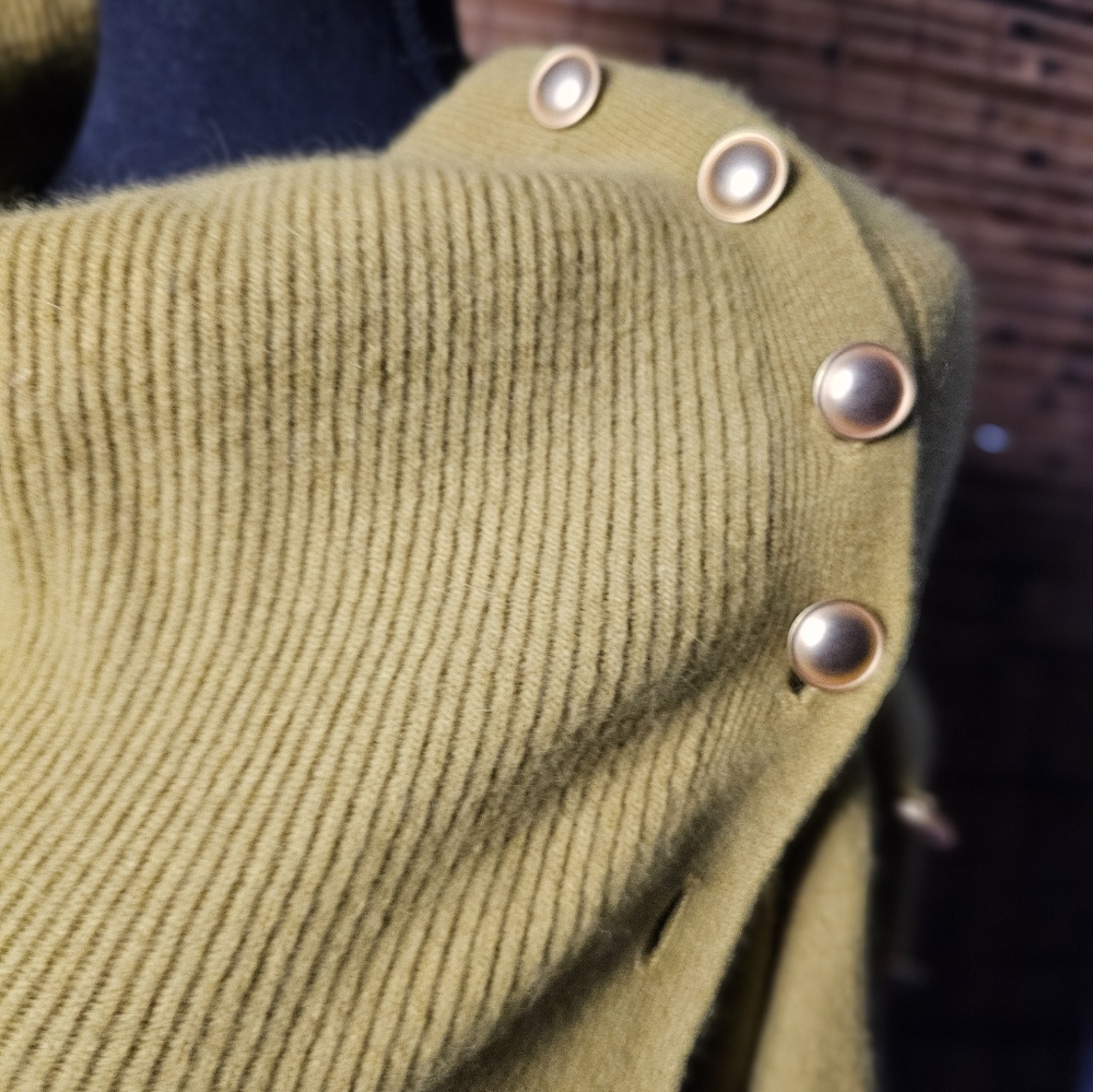 Outlander Green Sweater Dress - Picture 3 of 10